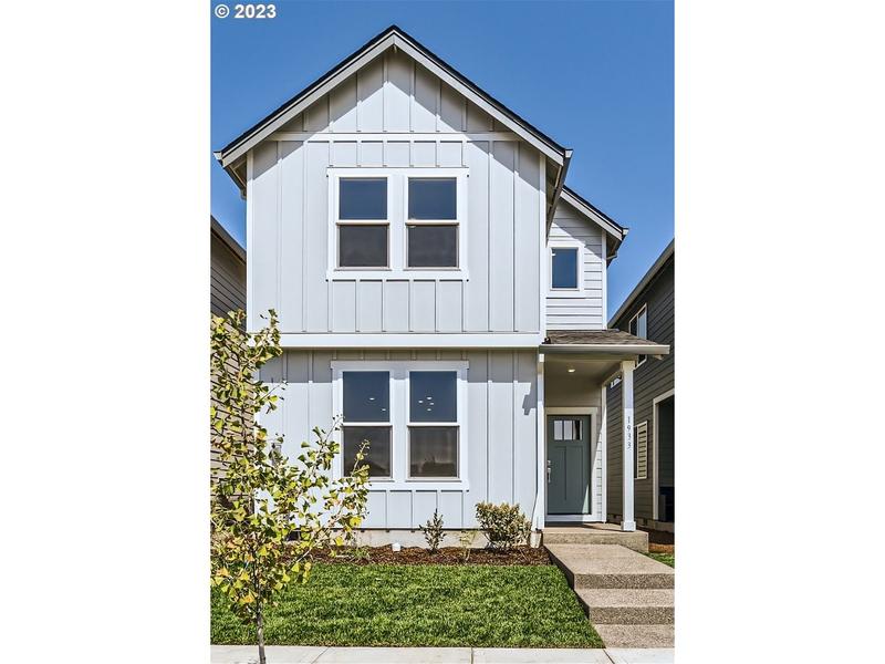 4035 Village Center DR SE, Salem OR 97302