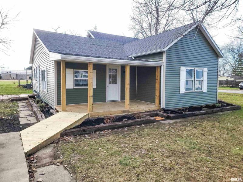 229 W 2ND ST, Xenia, IL 62899 Single Family Residence For Sale  MLS# EB451607