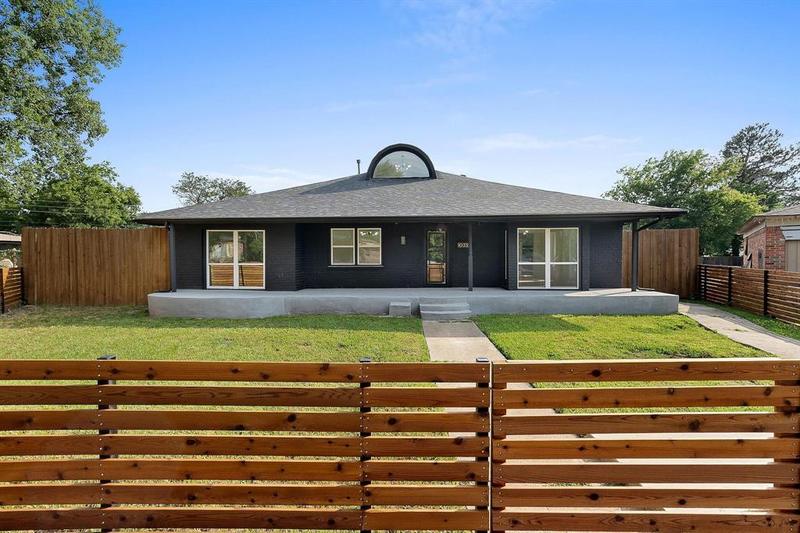 10332 Muskogee Cir, Dallas, TX 75217 for Sale