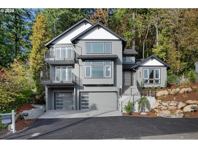 9375 NE SACRAMENTO ST, Portland OR 97220 for Sale