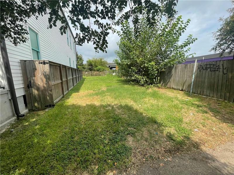 915 N ROBERTSON ST, New Orleans, LA 70116 Land For Sale  MLS# 2413267