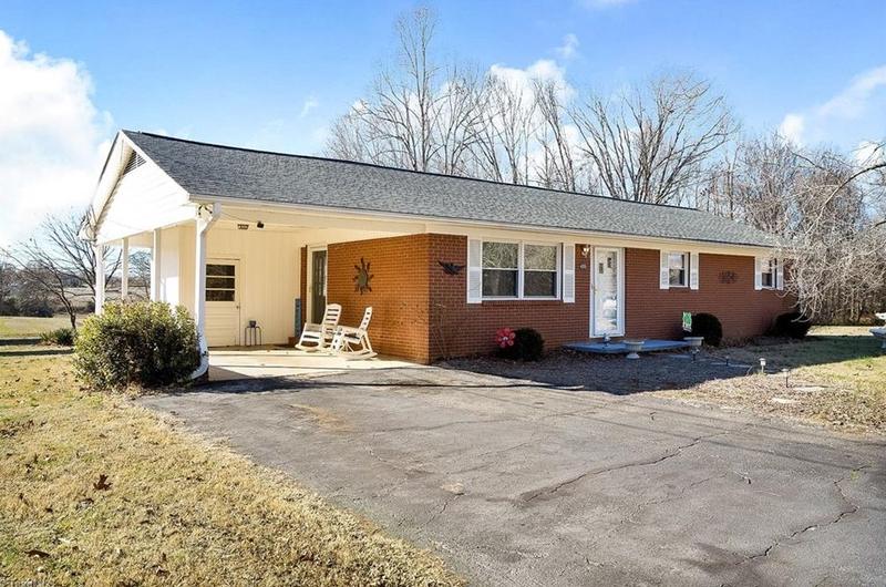 498 Virginia Rd, Lexington, NC 27295 - MLS 1129215 for Sale