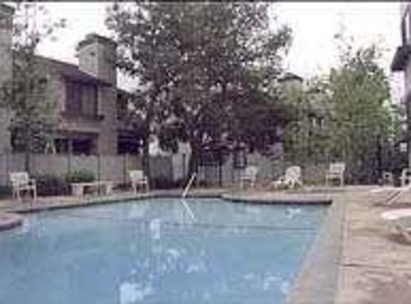 Balboa Village - 8351 8371 Balboa Boulevard - Northridge, CA Apartments for Rent