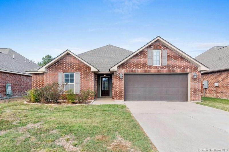 348 MADISON CROSSING DR, Sulphur, LA 70665 Single Family Residence For Sale  MLS# SWL23006706