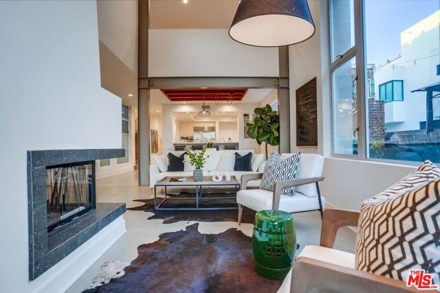 425 Sherman Canal, Venice CA 90291 for Sale