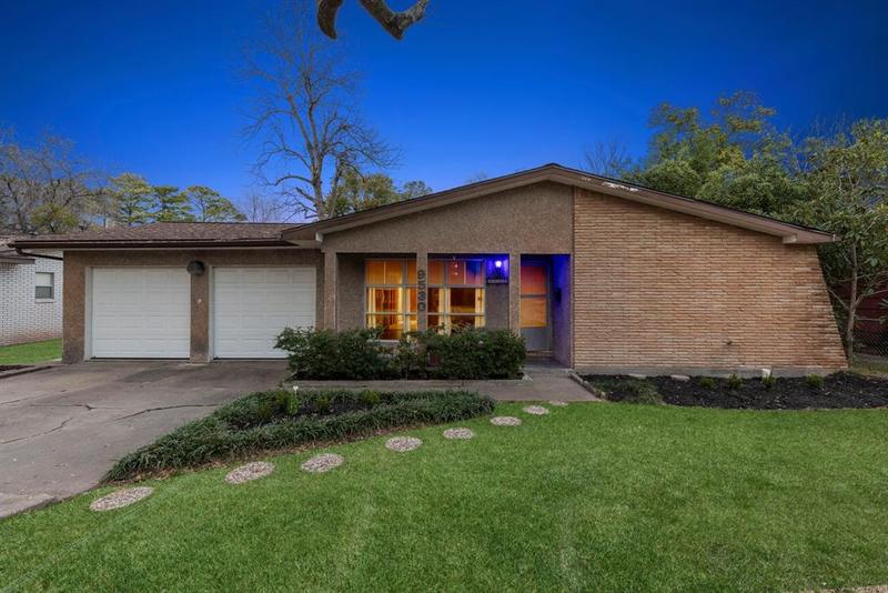 9530 Kerrwood Ln, Houston, TX 77080 for Sale