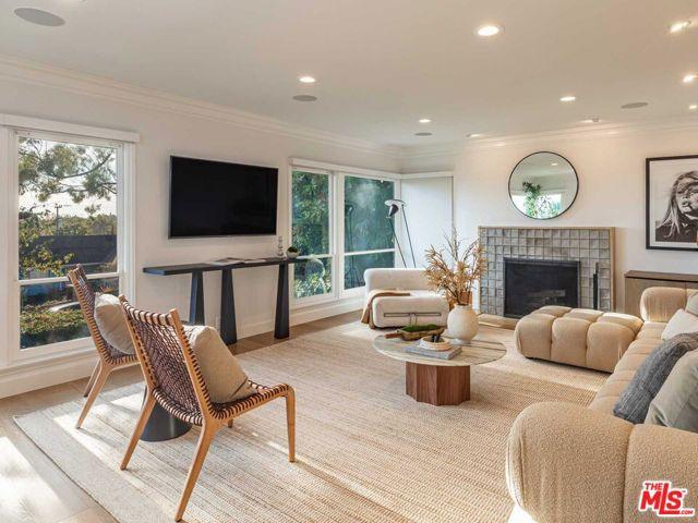 1035 Berkeley, Santa Monica CA 90403 for Sale