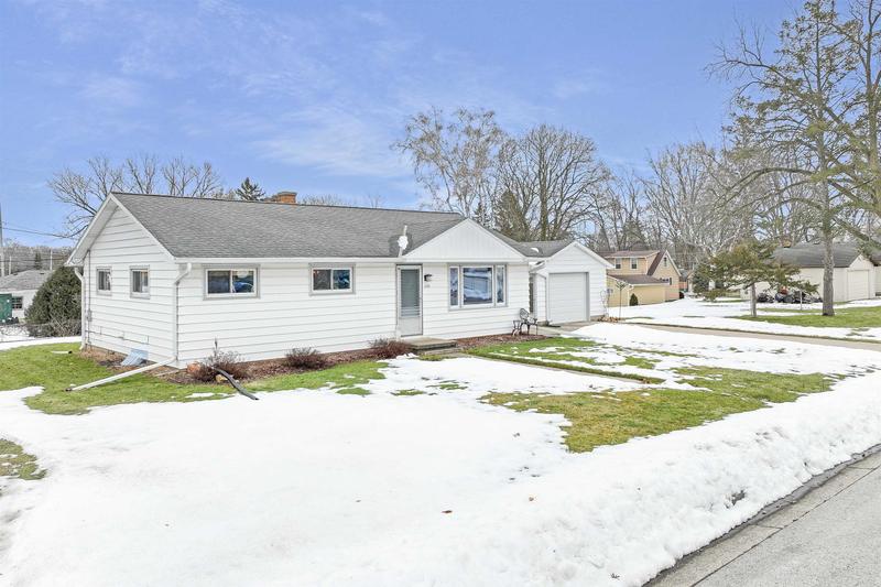 1303 Valview Court, Watertown, WI 53098 for Sale