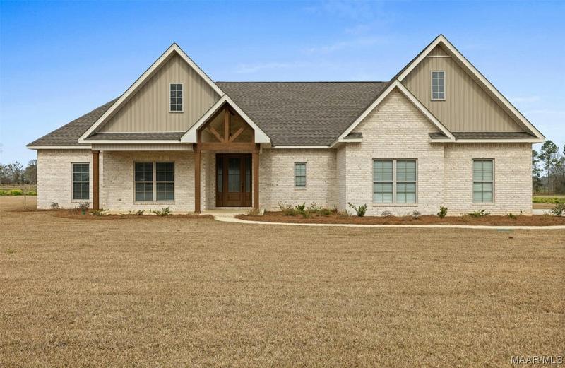 105 COUNTY ROAD 711, Enterprise, AL 36330 Single Family Residence For Sale  MLS# 548474