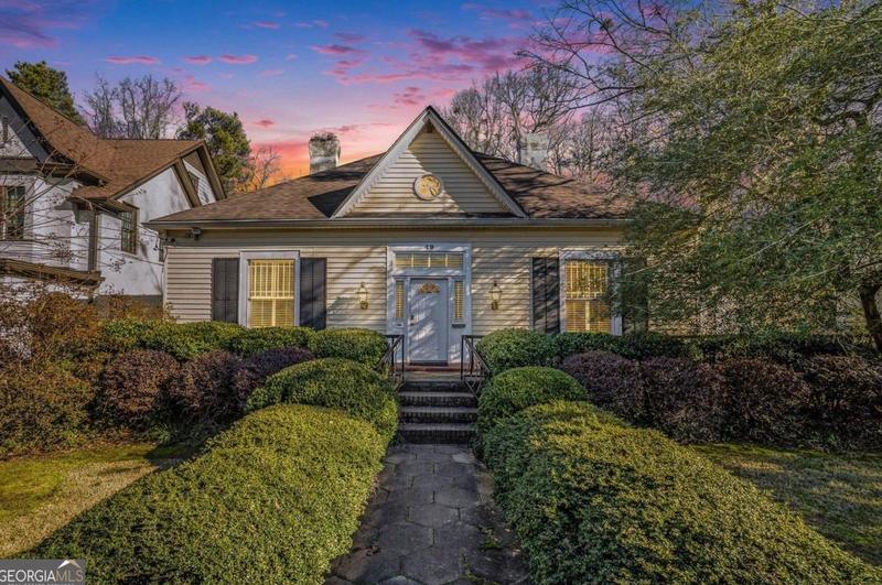 49 Avery Dr, Atlanta, GA 30309 - MLS 10249644 for Sale