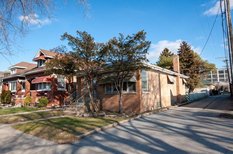 2815 N Kildare Ave, Chicago, IL 60641 - MLS 11956641 for Sale