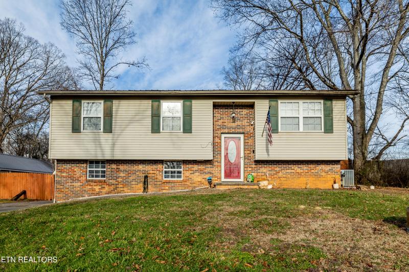 1811 Highland Road, Maryville, TN 37801 for Sale