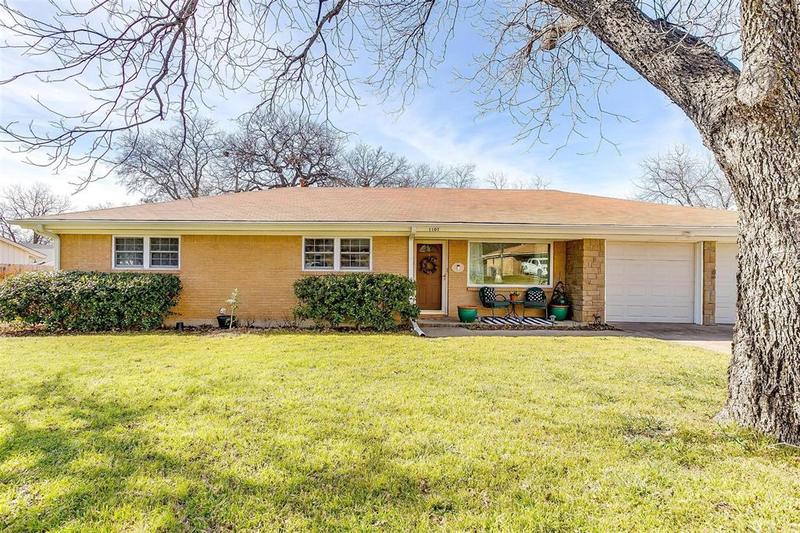 1103 N Elm St, Weatherford, TX 76086 for Sale