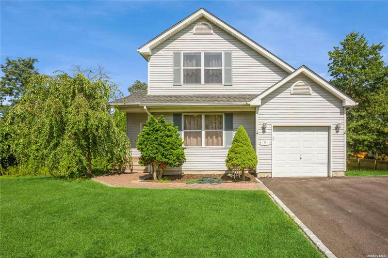 35 APEX DR, Coram, NY 11727 Single Family Residence For Sale  MLS# 3503053