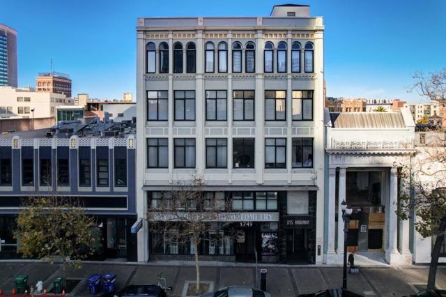 1755 Broadway 23, Oakland CA 94612 for Sale