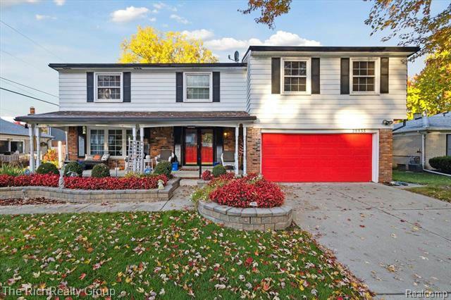 28935 SAN CARLOS ST, Southfield, MI 48076 Single Family Residence For Sale  MLS# 20230098606