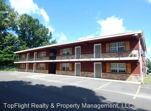 100 Brookside Dr - Clarksville, TN 37042 - Home For Rent