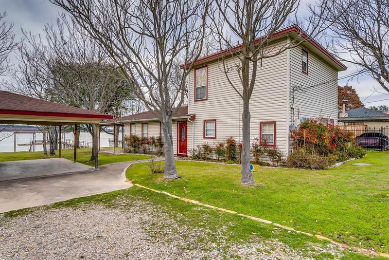 2119 E Lake Dr, Weatherford, TX 76087 for Sale