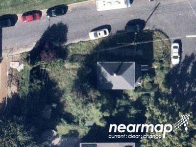 49th Pl NE for Sale