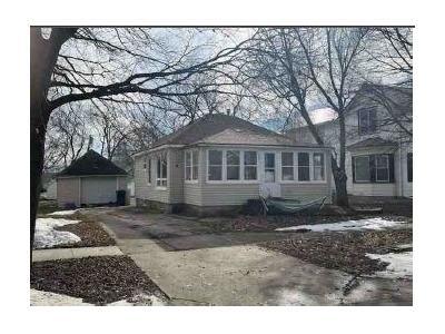 W 4th St for Sale