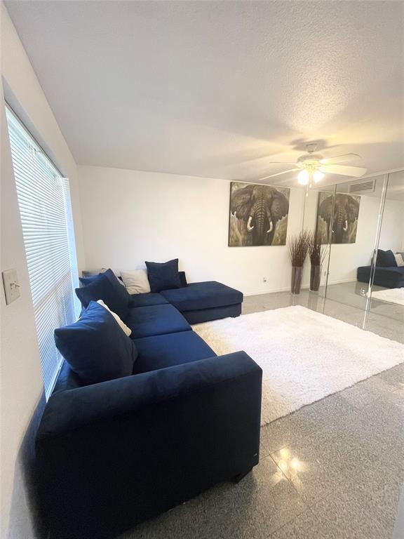 6202 Skyline Dr #29, Houston, TX 77057 for Rent