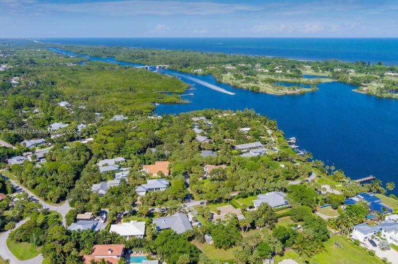 9726 SE Cabot St, Hobe Sound, FL 33455 - MLS A11495219 for Rent