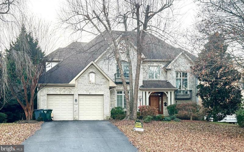 1460 Carrington Ridge Ln, Vienna, VA 22182 - MLS VAFX2155414 for Rent