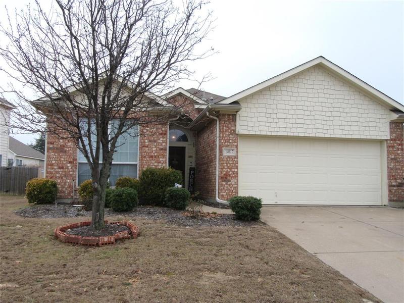 14017 Silkwood Dr, Fort Worth, TX 76052 for Sale