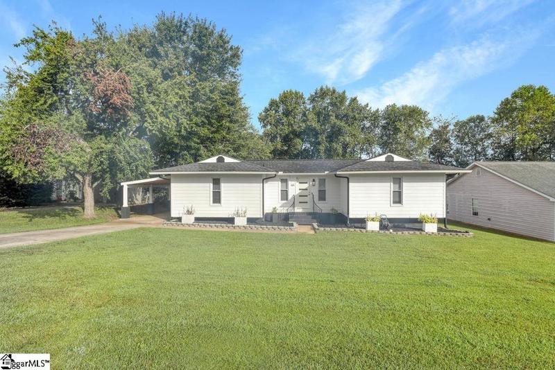 105 Spruce Avenue, Greer, SC 29651 for Sale