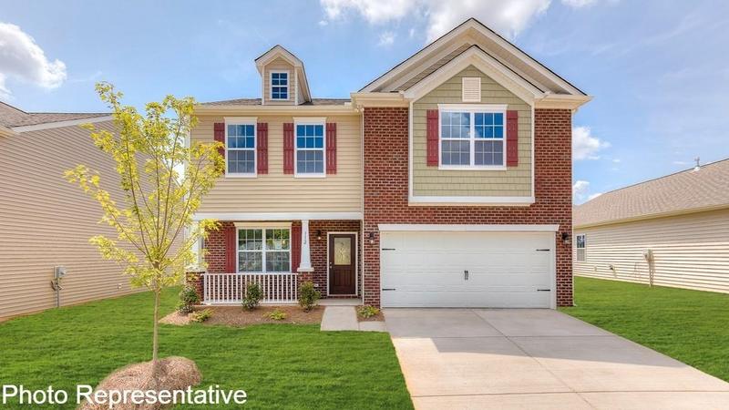 910 Newport Ct, Asheville, NC 28806 - MLS 4007520 for Sale