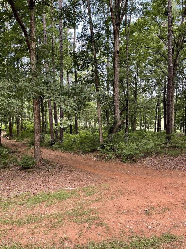 148 Hopeton Ln, Eatonton, GA 31024 - MLS 10186219 for Sale