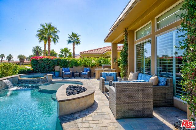 57158 MEDINAH, La Quinta CA 92253 for Sale