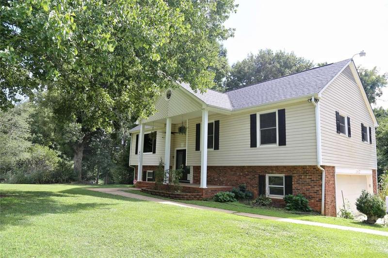 4531 Oakwood Circle, Gastonia, NC 28056  613945061 for Rent