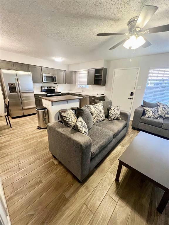 7714 RENWICK DR # L106, Houston, TX 77081 Condo/Townhouse For Sale  MLS# 80702150