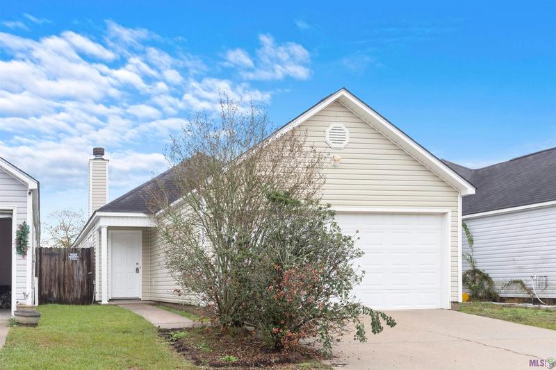 1019 Hammond Manor Dr, Baton Rouge, LA 70816  MLS# 2023019578 for Sale
