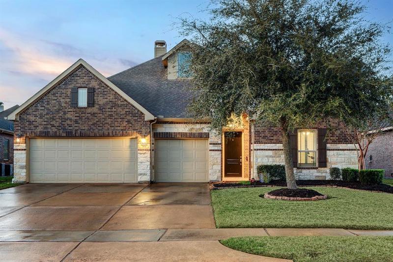 564 Southampton Ln, League City, TX 77573 for Sale