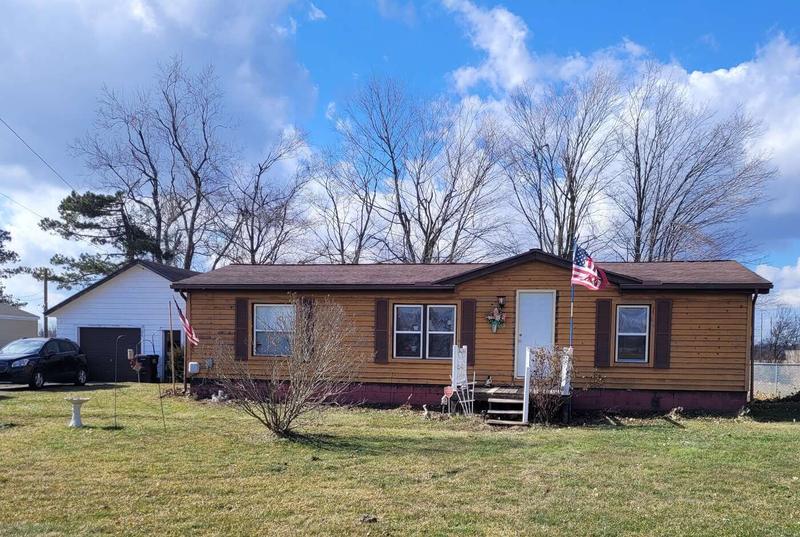 120 Parker Street, Cement City, MI 49233  624050219 for Sale