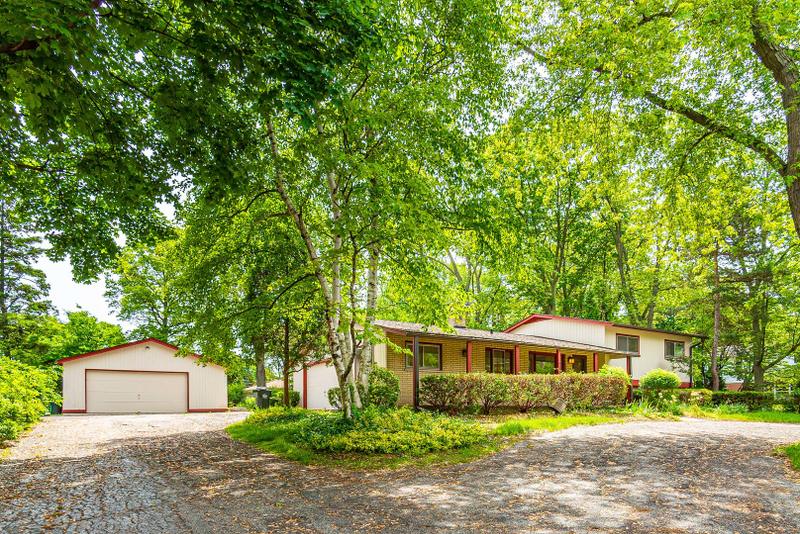 617 Busse Road, Mount Prospect, IL 60056 for Sale