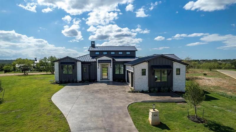 404 Paintbrush, Horseshoe Bay, TX 78657 for Sale