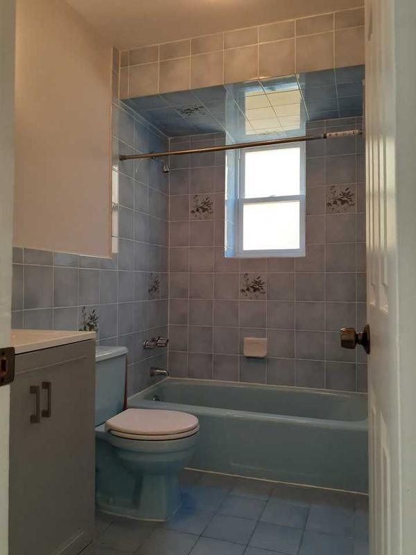 46318073  1763 West 1st Street 2 for Sale