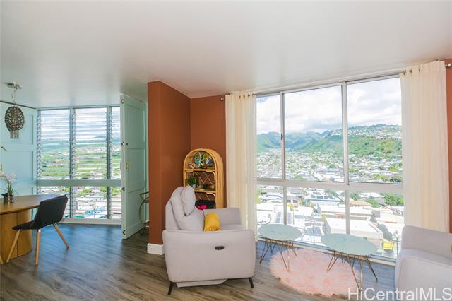 1139 9th Avenue 1404, Honolulu HI 96816 for Sale