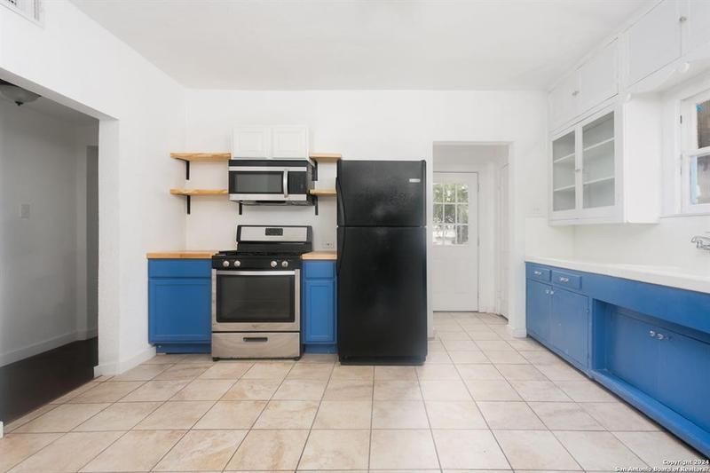 616 W Craig Pl #101, San Antonio, TX 78212 for Rent