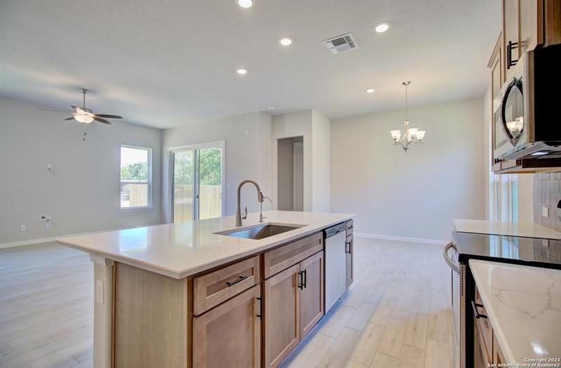885 Casetta Trail, New Braunfels, TX 78130 for Sale