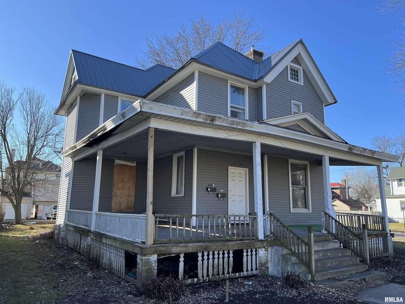 445 4TH Avenue South, Clinton, IA 52732  623899497 for Sale