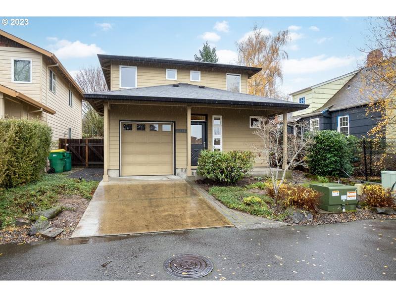 7446 SW PAG PL, Portland OR 97223 for Sale