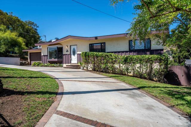8612 Almond Rd, Lakeside CA 92040 for Sale