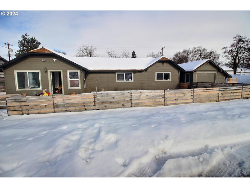 415 W BURGEN ST, Goldendale WA 98620 for Sale
