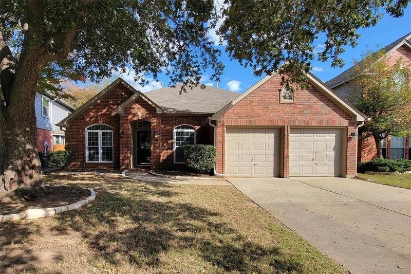 1604 Knoll Ridge Cir, Corinth, TX 76210 for Rent