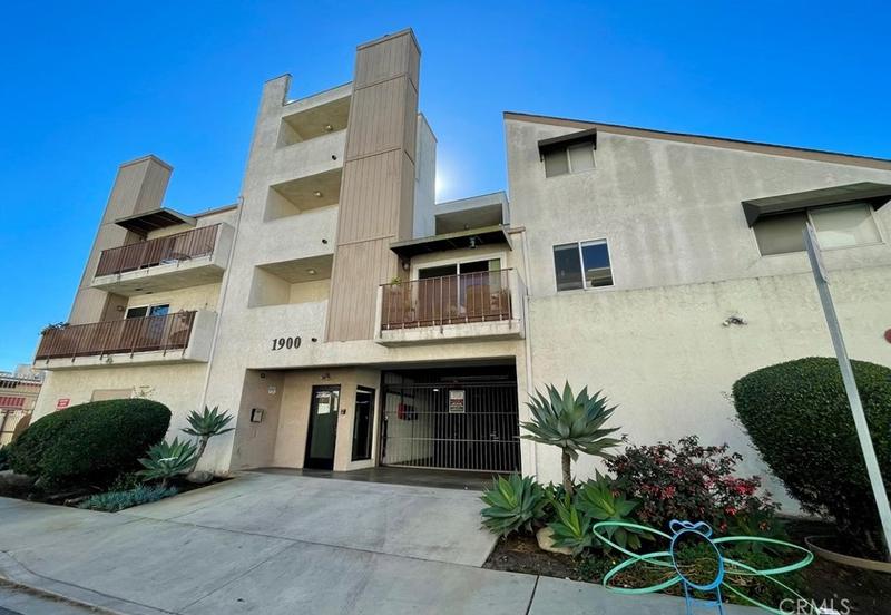 1900 E Beverly Way #216, Long Beach, CA 90802 - MLS PV24015654 for Sale