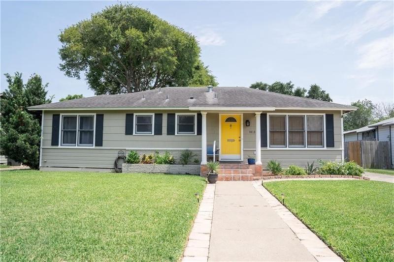 1013 Barracuda Pl, Corpus Christi, TX 78411 for Rent